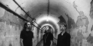 A Place To Bury Strangers Comparte video para “Too Tough To Kill”