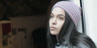 Princess Nokia presenta video para el himno pop punk «Look Up Kid» con banda completa!