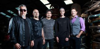 Miembros fundadores de La Ley estrenan disco con su banda Diacero