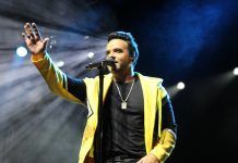 Luis Fonsi se presentó en el Movistar Arena