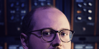 Dan Deacon lanza nuevo sencillo/video, “Become A Mountain”