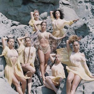 Denise Rosenthal y su nuevo videoclip «Tiene Sabor» ya es tendencia en Youtube