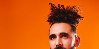 Charly Benavente presenta «La Cueva del Toro»