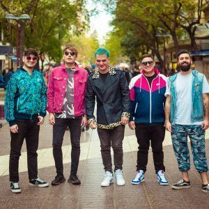 Hombre Bomba presenta su single debut “Welcome”
