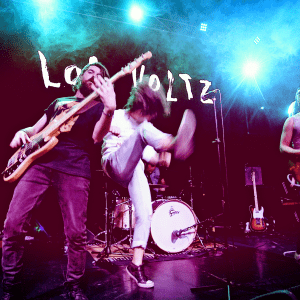 Los Voltz revela toda su potencia en «Vienes y Te Vas»