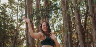 Cumbia indie chilena con Delia Valdebenito