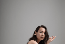 Mitski presenta “Love Me More,” nuevo sencillo/video de Laurel Hell