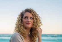 Consue inspira a conectarnos con lo importante en su nuevo single «By Your Side»