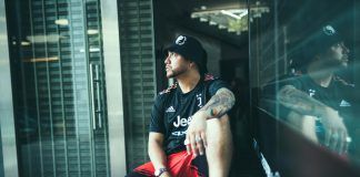 “Keep Calm” Caer y seguir en el nuevo video de Basek