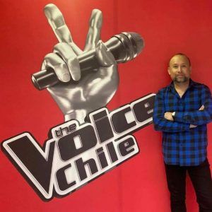 «Jairo Hofer» gana espectacular batalla en el programa The Voice Chile