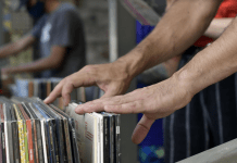 Disquerías independientes se dan cita en una nueva edición de Feria Vinilo Garage en Bar HBH
