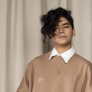 Astronautiko sorprende con su nuevo single “No hay otra igual”