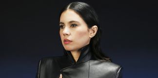 Javiera Mena se transforma en reina de la noche con «Nocturna»