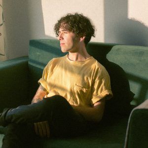 «Cuando hablen de esto»: el colorido e imponente nuevo single de Univaso