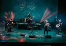 Ajimsa se presenta en Bar de René junto a Camila Vaccaro