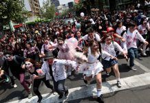 Zombiewalk regresa recargada a las calles de Santiago