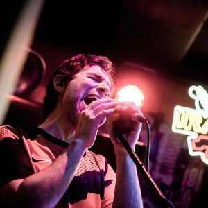 «Nada brilla sin ti», el single con el que Felipe Moreno vuelve a vivir
