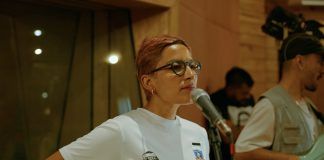 Cantemos todos y todas: Ana Tijoux reversiona himno del CSD Colo-Colo