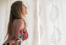 Yoys cierra el 2022 con su nuevo sencillo y videoclip “Amada Primavera”
