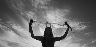 «Tormentas», el onírico sencillo de Paskurana camino a su nuevo EP