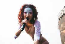 La gran artista chilena CAMI deslumbró con una gran performance en su presentacion en el Lollapalooza Argentina