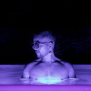 “Dos cometas” es la nueva canción que Rafa Damián trae a los amantes del pop