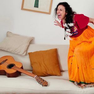 Anamaría presenta su nuevo single “Malhumorá” y con ello su primer EP