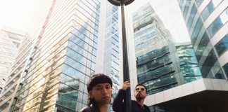 Escucha el EP debut de Entr3: «Objetos & Reflejos»