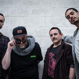 Dechonos celebra 13 años de su disco debut «Vol. 1» con un gran show en la sala SCD Plaza Egaña