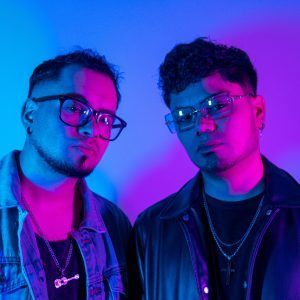 Así suena la bachata urbana: El dúo Lean & Akai presenta su EP debut “Hypernova»