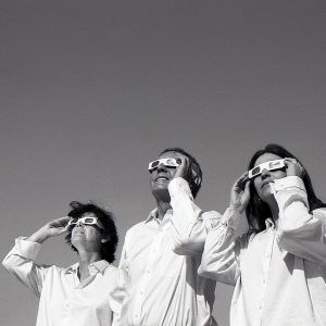ELECTRODOMÉSTICOS presenta “MIRAR LA LUZ” en Vinilo y CD
