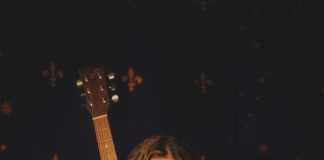 Claudia Jiménez lanza su hermoso proyecto literario musical, tienes que escucharla!