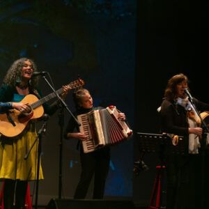 Domo 2024: Tres días en que la música y la creatividad femenina irradiaron desde Castro