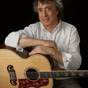 MARIO OLGUÍN: LÍDER Y FUNDADOR DE «BEATLEMANIA» INICIA CARRERA CON TEMAS DE SU AUTORÍA