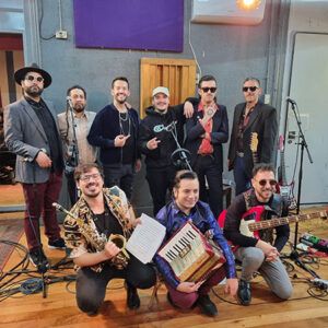 Combo Ginebra versiona junto a Pollo González de Santaferia su hit Pasto Seco
