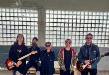 LOS MISERABLES LANZAN CD DE SU “DISCO NEGRO”