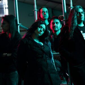Delta sorprende con el estreno de nuevo videoclip “The Humanest”