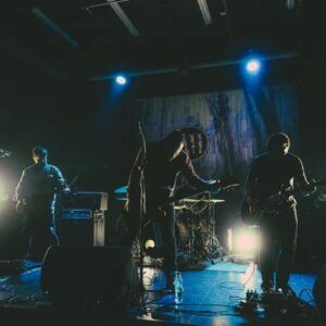 llll estrenó su nuevo álbum “Nueva Desesperanza”