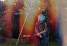Electrocumbia y drama en inglés: blosqui y Anjelica Wampler presentan «Petty»