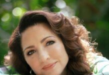 «Raíces» de Gloria Estefan se eleva a las posiciones más altas en los listados latinos de Billboard