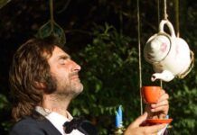 El músico y poeta chileno Matías Correa estrena «¿Dónde Estás Palomita?» y anuncia emotivo concierto en memoria de su hermano