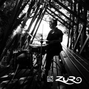 Zuro lanzó su primer EP «Lagartija», el proyecto personal de la destacada baterista Valdiviana Mariela González Ríos