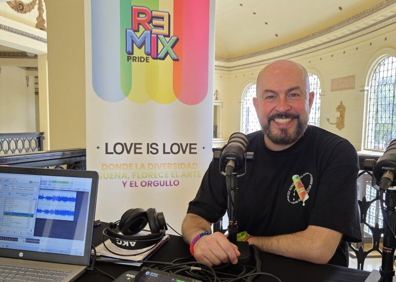 Remaro Rojas, conductor de Remix Pride