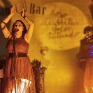 Soraya Sacaan debuta como solista con su primer EP “No hay luz sin oscuridad”