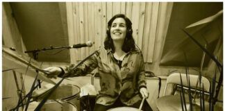 La baterista valdiviana Mariela González Ríos estrena el primer LP de ZURO en presentaciones abiertas a la comunidad