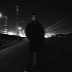 Rusver lanza su nuevo EP, un viaje sonoro donde la oscuridad y la luz no se oponen