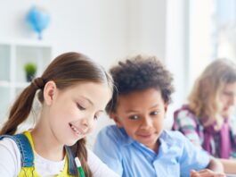 Estudiar fuera de Chile: cómo esta experiencia fortalece el desarrollo de los niños
