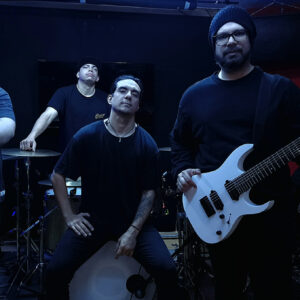 Moment expande su universo conceptual con el estreno de “Poisoned Reality”