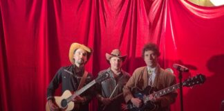 LunesLibre fortalece el universo de «La Cabaña» con el doble estreno de «Corazón en coma» y «Guitarras y algo más»