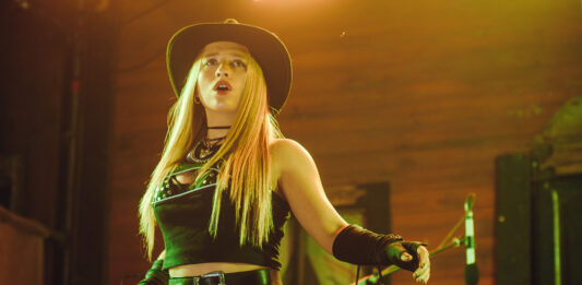 WAYRA IGLESIAS presenta su live session «PENUMBRAS»